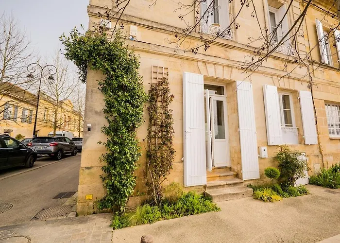 Maison De Charme En Bord De Garonne A 15 Min From Bordeaux *