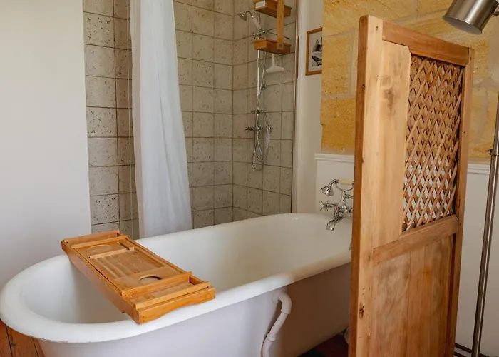 Maison De Charme En Bord De Garonne A 15 Min From Bordeaux * Langoiran