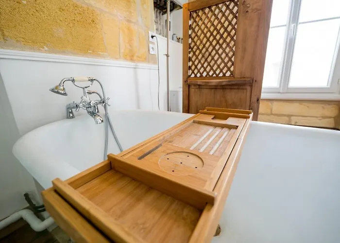 Maison De Charme En Bord De Garonne A 15 Min From Bordeaux