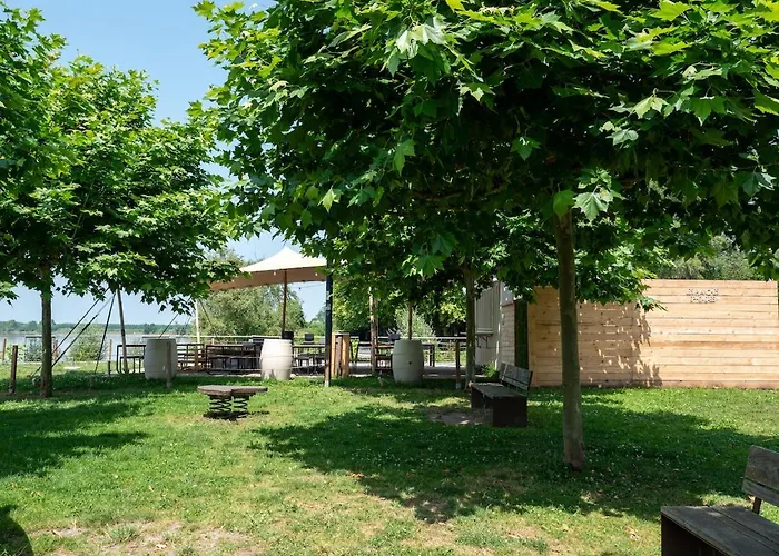 Maison De Charme En Bord De Garonne A 15 Min From Bordeaux Ferienhaus