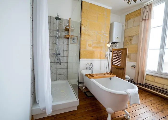 Maison De Charme En Bord De Garonne A 15 Min From Bordeaux