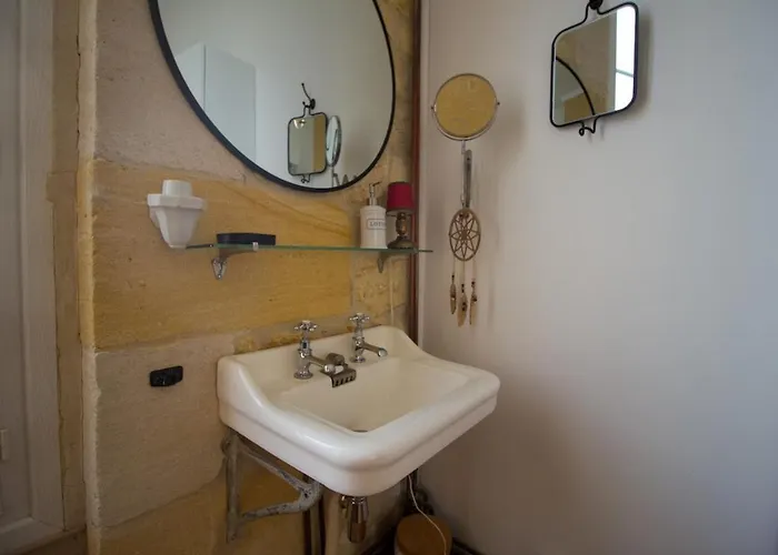 Maison De Charme En Bord De Garonne A 15 Min From Bordeaux Ferienhaus *