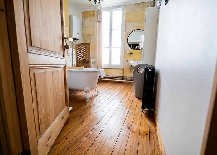 Ferienhaus Maison De Charme En Bord De Garonne A 15 Min From Bordeaux