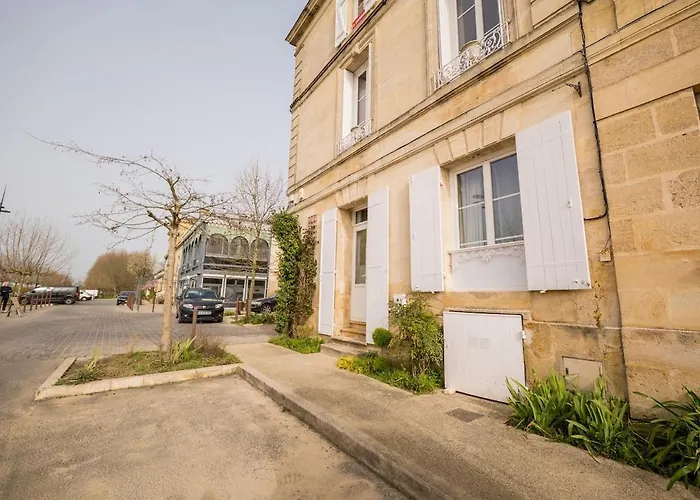 Ferienhaus Maison De Charme En Bord De Garonne A 15 Min From Bordeaux Langoiran