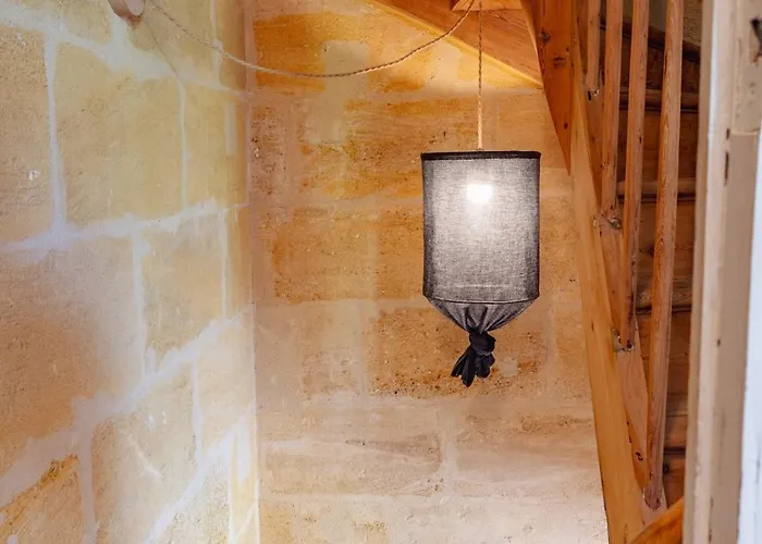 Maison De Charme En Bord De Garonne A 15 Min From Bordeaux *
