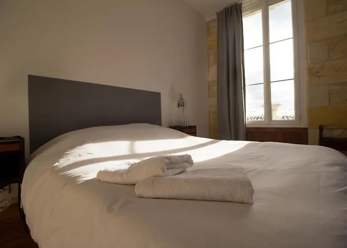 Ferienhaus Maison De Charme En Bord De Garonne A 15 Min From Bordeaux Langoiran