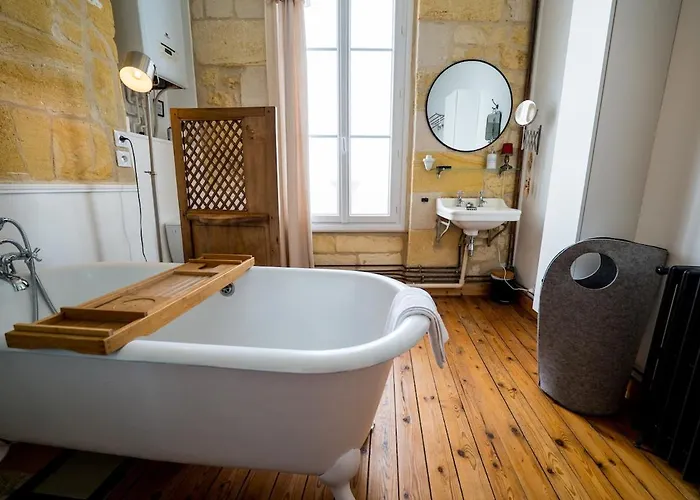 Maison De Charme En Bord De Garonne A 15 Min From Bordeaux * Langoiran